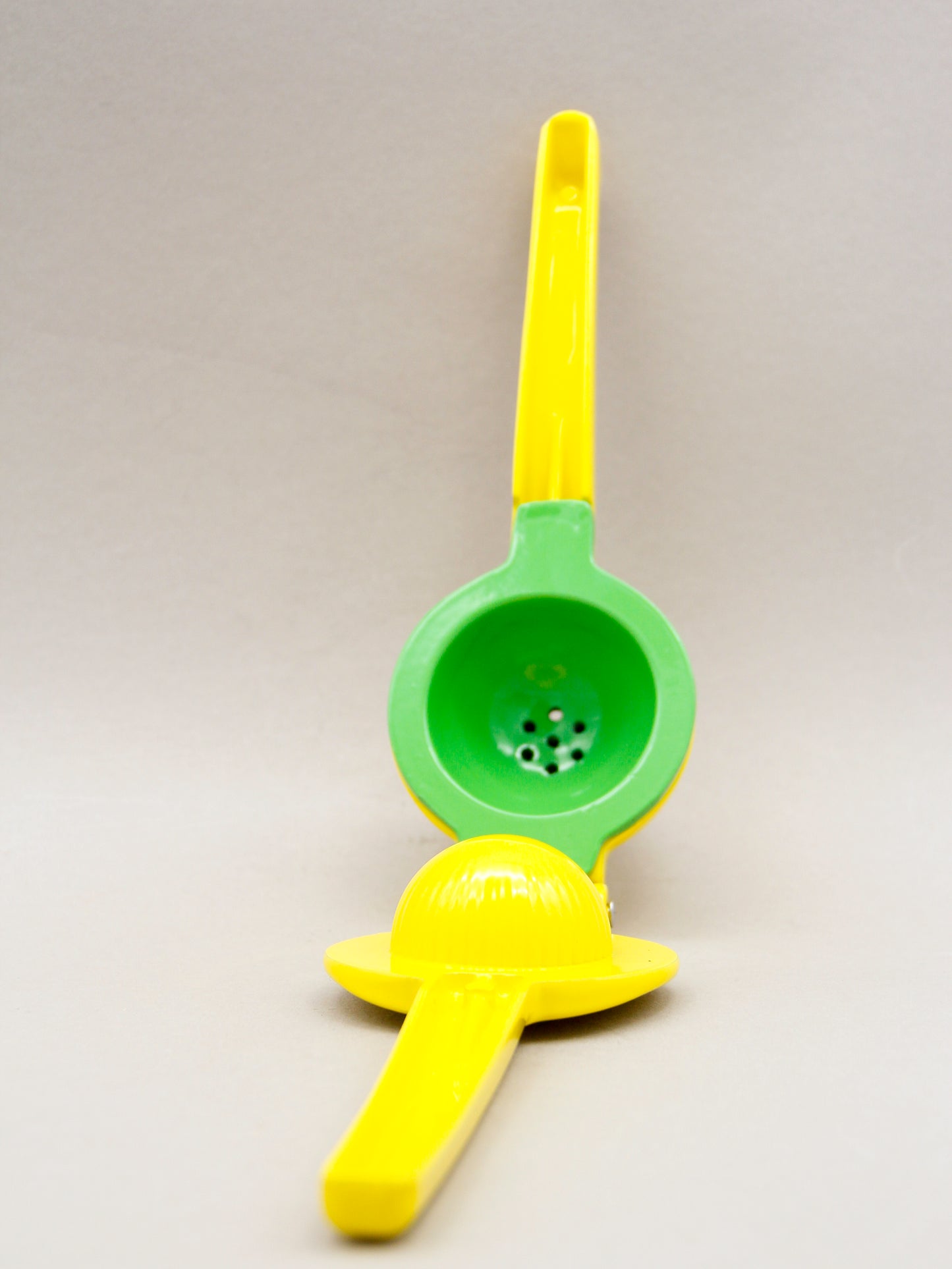 Lime and Lemon Squeezer (Mexican Elbow), Yellow And Green