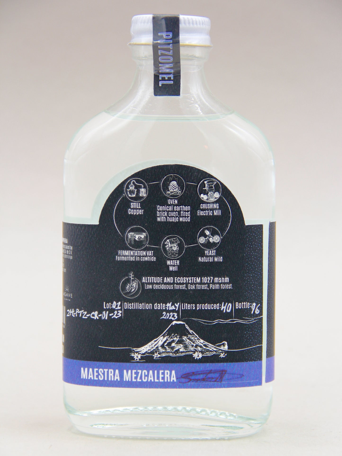 Zinacantan, Agave Spirits from 100% Agave, Pitzometl, Fermented in leather, 2023 (49.2%, 20cl)