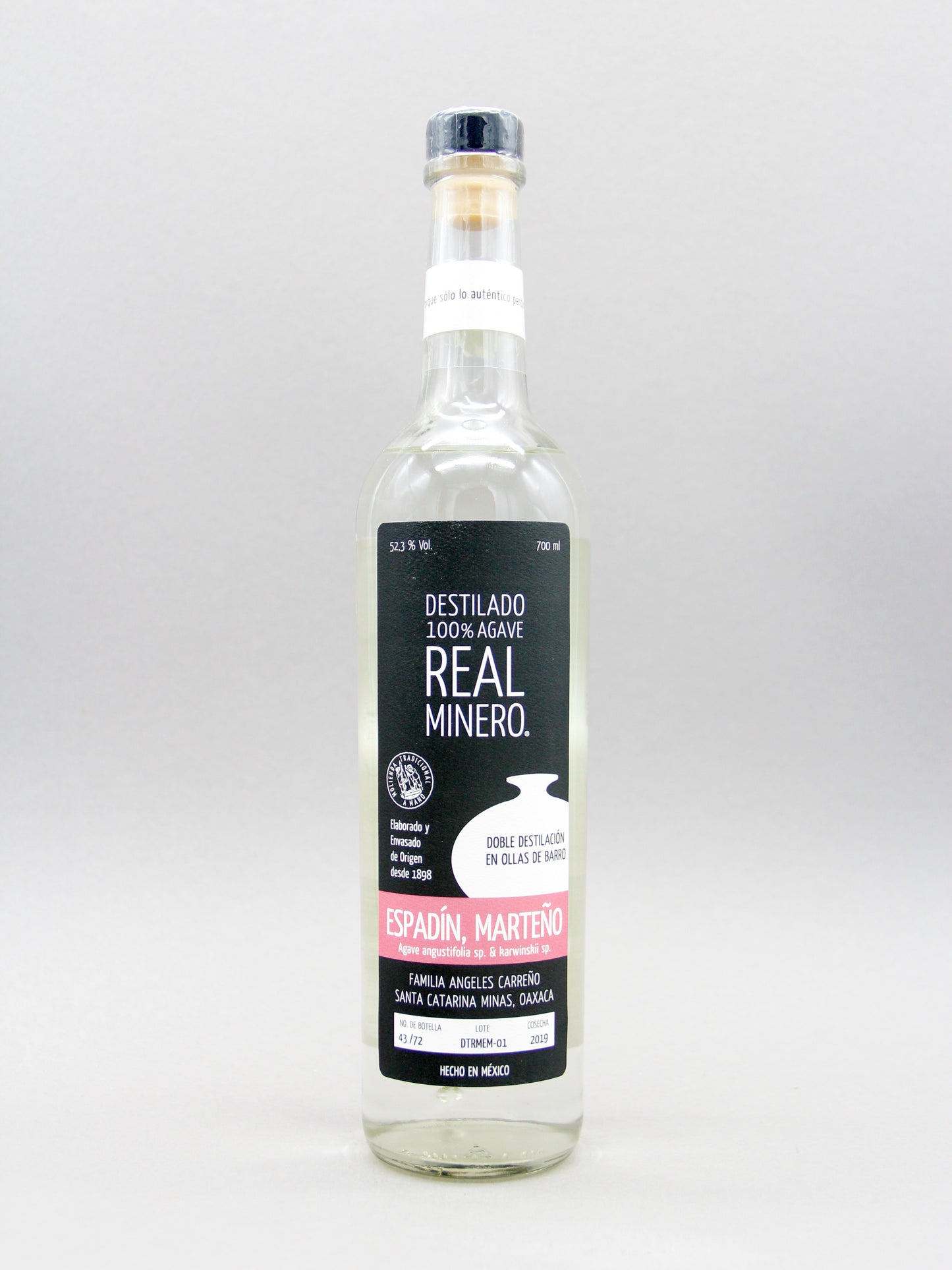 Destilado 100% Agave Real Minero Joven, Tradicional, Ensamble (Espadin, Marteno) Lote: DTRMEM-01(52.3%, 70cl)